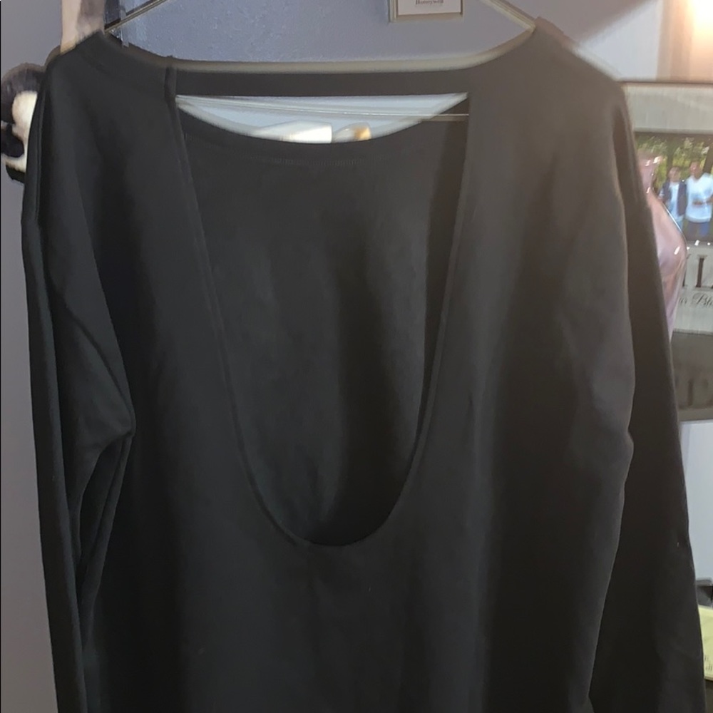 Victoria Secret Sport Black Sweatshirt openback - Picture 4 of 5